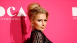 Paris Hilton quiere que la visiten en su isla virtual