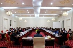 FILE - A council hearing between the Supreme Council for Consultation and Recommendation and Public Works Minister Sun Chanthol at the Office of the Council of Ministers in Phnom Penh, Cambodia, February 5, 2020. (Courtesy of SCCR Secretariat)