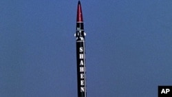 巴基斯坦2008年发射的一枚沙欣-1型导弹
