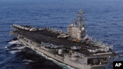 នាវា​ចម្បាំង​ដែល​មាន​ឈ្មោះ​ថា USS Ronald Reagan ស្ថិត​នៅ​ក្នុង​មហាសមុទ្រ​ប៉ាស៊ីហ្វិក​ កាលពី​ថ្ងៃទី​១២ ខែមិនា ឆ្នាំ២០១១ ហើយ​ធ្វើ​ដំណើរ​ទៅ​កាន់​ប្រទេស​ជប៉ុន​ដើម្បី​ផ្តល់​ជំនួយ​មនុស្សធម៌។