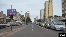 Moçambique Maputo Av. Eduardo Mondlane ( Foto João Santa Rita)