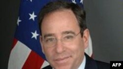 Заместитель госсекретаря США по управлению и ресурсам Томас Найдс