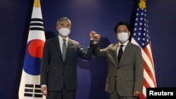 美国朝鲜事务特别代表金圣与韩国朝核问题特使会面（路透社2021年8月23日）