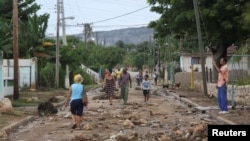 Las calles de Siboney, Cuba, quedaron llenas de desechos después de que fuertes olas golpearon la costa antes de la llegada del huracán Matthew. 4 de octubre de 2016.