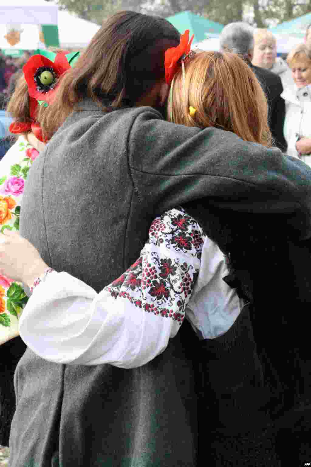 Для большинства посетителей, как оказалось, главное – не сало, а хорошее настроение