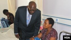 UDr David Parirenyatwa eMahusekwa