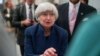 US Fed Chief Backs Gradual Rise in Rates 