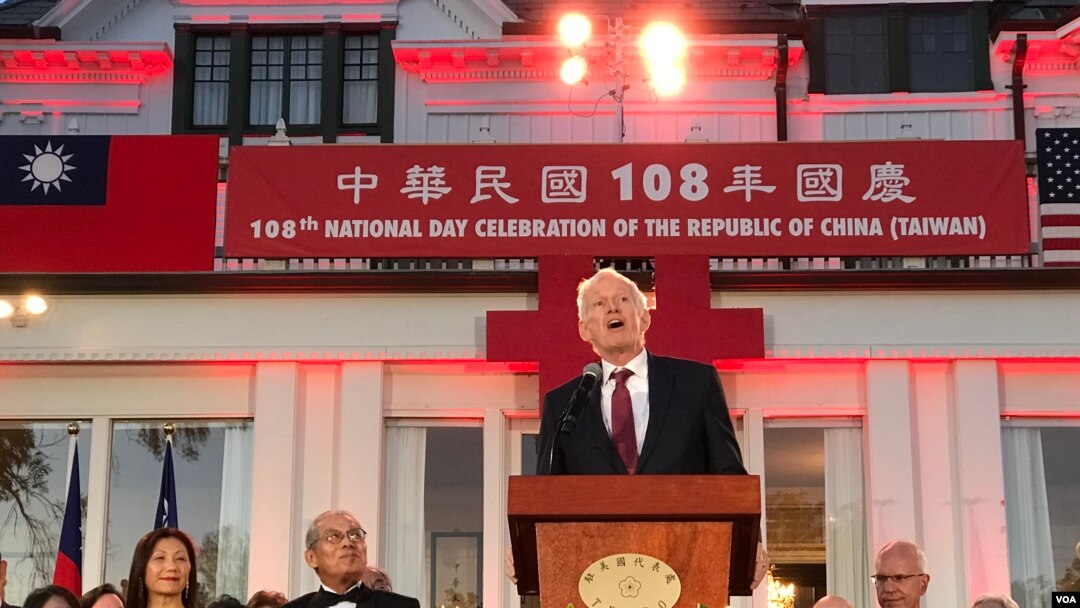 美国在台协会主席莫健2019年10月10日参加台湾驻美代表处庆祝双十国庆仪式(美国之音锺辰芳拍摄)