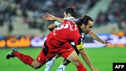 جنجال در آزادی