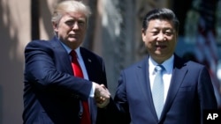 Ông Trump và Chủ tịch Trung Quốc trong cuộc gặp hôm 7/4.