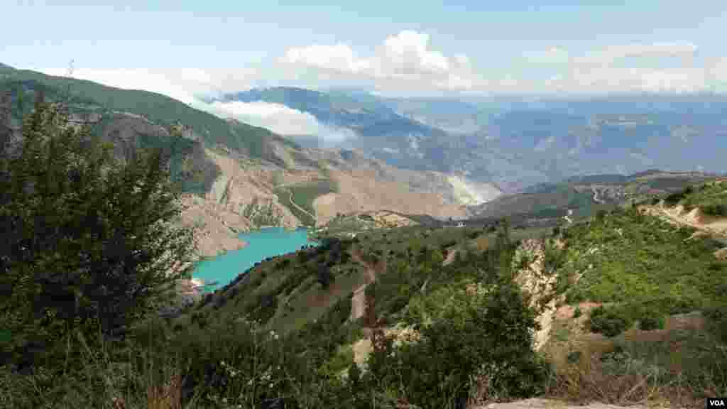 دریاچه ولشت (سما)- کلاردشت عکس: مسعود منصوری (ارسالی شما)