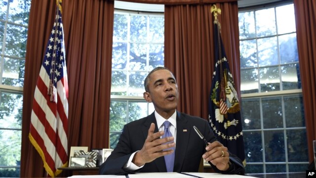 El presidente Obama habla con los periodistas antes de vetar el presupuesto de Defensa enviado por el Congreso.