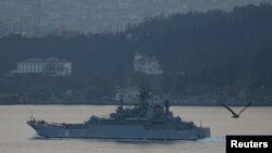 یک ناو روسی در نزدیکی ترکیه در دریای سیاه مستقر شده است. 