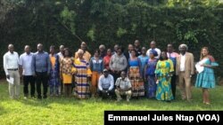 Les participants à la concertation sur la lutte contre la déforestation au Cameroun à Yaoundé, le 2 octobre 2020 (VOA/Emmanuel Jules Ntap) 