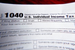 ABD'de vergi toplamaktan sorumlu kurum olan İç Gelir Dairesi'nin (IRS) vergi mükelleflerinin doldurması için hazırladığı beyanname formlarından biri.