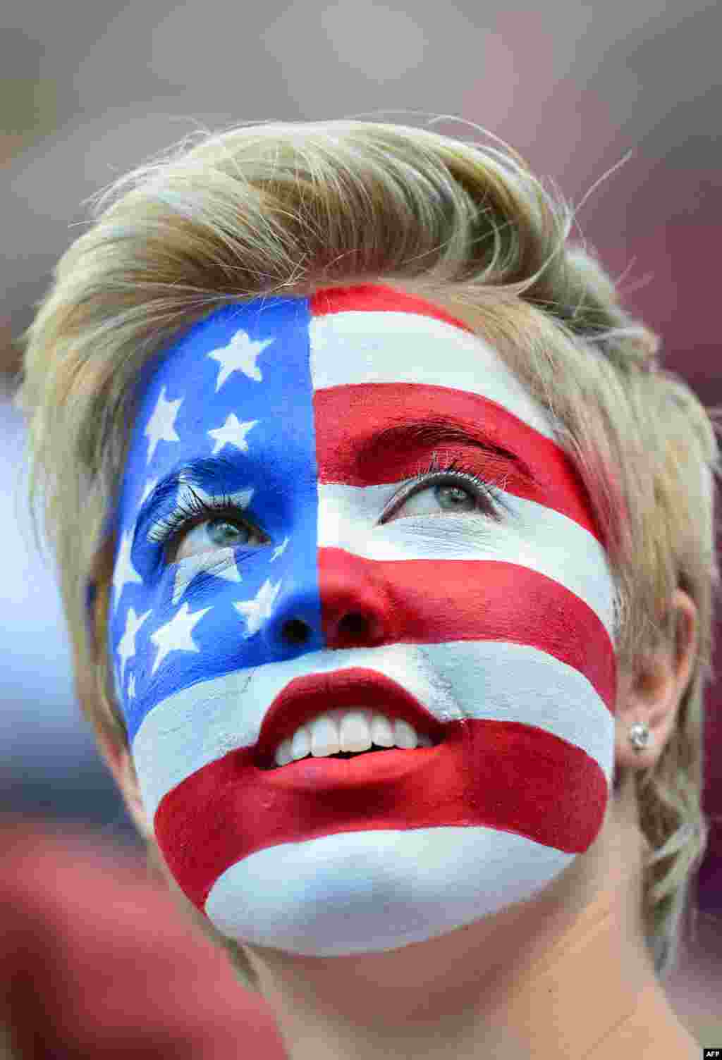 A view of the damaged Basilica Minore of Sto Nino de Cebu church after an earthquake struck Cebu city, in central Philippines, Oct. 15, 2013. 