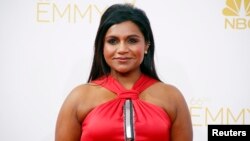 Mindy Kaling tiba di acara Emmy Awards di Los Angeles, California, Agustus 2014.