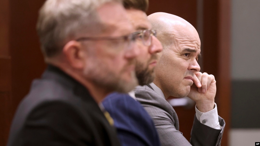 Arhiv: Robert Telles, na slici skroz desno, osuđen je zbog ubistva novinara Jeffa Germana na 28 godina zatvora. (Foto: AP/Las Vegas Review-Journal/K.M. Cannon)