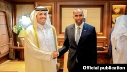 Wasiirka arrimaha dibedda Qatar iyo ra'iisul wasaare Kheyre