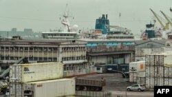 Une vue générale du port de Douala, le 15 mars 2018. 