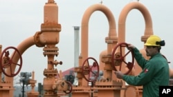 ئاژانسی وزه‌ی نێونه‌ته‌وه‌یی: نرخی نه‌وت ڕه‌نگه‌ بگاته‌ 200 دۆلار بۆ هه‌ر بۆشکه‌یه‌ک