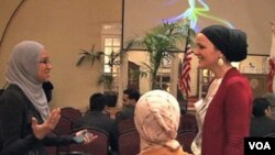 Sebagian perempuan muslim AS yang menghadiri pelatihan Institut Kepemimpinan Muslim Amerika, Universitas South Carolina (18/2).