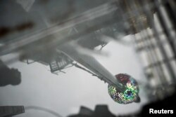 Фото новорічної кулі на Таймз сквер у Нью-Йорку