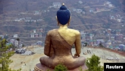 The Buddha Dordenma statue overlooks the town of Thimphu, Bhutan, April 16, 2016. (REUTERS/Cathal McNaughton/File Photo)