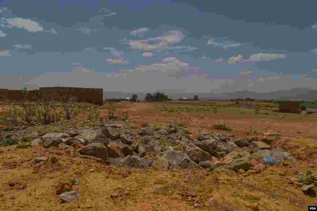 Hawzen residents say dozen of civilians are buried in this grave in the Tigray Region, in Ethiopia, on June 6, 2021. (VOA/Yan Boechat) 