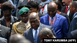 Le président de la RDC, Felix Tshisekedi (au centre), lors de la cérémonie d'inauguration du sommet des pays d'Afrique, des Caraïbes et du Pacifique (ACP), à Nairobi, au Kenya, le 9 décembre 2019.