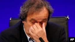 La UEFA dijo que no tiene previsto nombrar un presidente en lugar del suspendido Michel Platini.