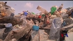 塑料瓶回收再利用 环保制鞋前景看好