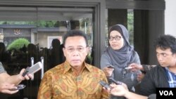 Menteri Koordinator bidang Politik Hukum dan Keamanan Djoko Suyanto di Jakarta, Selasa (15/4), menjelaskan Pihak keluarga korban pembunuhan oleh Satinah di Arab Saudi, sepakati uang diyat 7 juta riyal yang dibayarkan Pemerintah Indonesia, untuk menebus pe