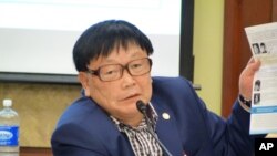 지난 해 11월 국제의원연맹에서 증언한 신숙자씨 남편 오길남 박사 (자료사진). 