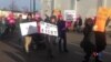 反對和支持墮胎的人士在全美舉行示威