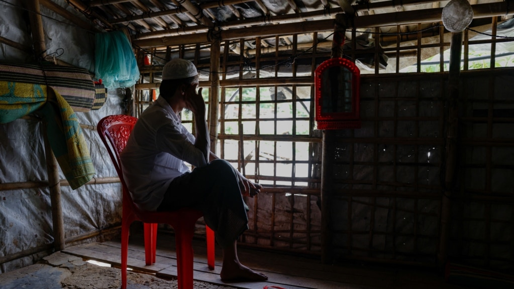 Rohingya Men Leaving Refugee Camps to Fight in Myanmar