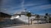 Una vista del crucero MSC Armony se ve atracado en Barcelona, España, el miércoles 3 de abril de 2024.