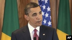 Barack Obama yari mu rugendo mu gihugu cya Bresil, yavuze kw’umushingantahe Gadhafi, ata karyo yahaye ibihugu vyo mu burengero, atar’ugukoresha inguvu za gisirikare