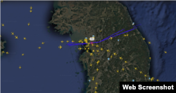 미 공군의 통신감청용 정찰기 ‘RC-135V’ 리벳조인트가 9일 오전 한국 상공에서 포착됐다. 자료 = FlightRadar24