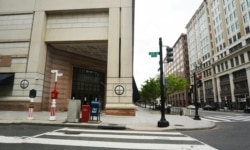 The streets are empty in the shopping district in downtown Washington, DC, April 4, 2020. (Photo: Diaa Bekheet)