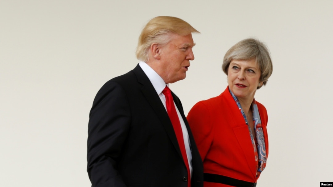Thủ tướng Anh May mời Tổng thống Mỹ Trump thăm khi bà đến Washington tháng 1/2017