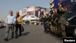 حضور سنگین نیروهای سرکوب در مناطق مختلف تهران بیش از پیش به چشم می‌خورد.