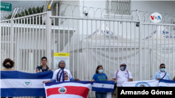 Un grupos de nicaragüenses pide apoyo a ACNUR y al gobierno de Costa Rica para la protección en salud y generación de empleo. [Foto VOA/Armando Gómez]