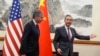 中国外交部长王毅星期五（4月26日）与到访的美国国务卿安东尼·布林肯（Antony Blinken）会面。（媒体联访照片）