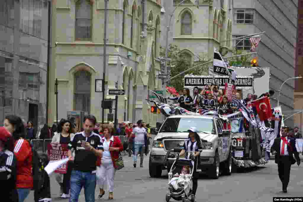 New York'ta Türk Günü Yürüyüşü (21 Mayıs 2016, Cumartesi)