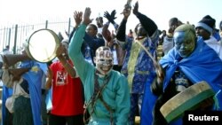 Les supporters de l'équipe de football de la RDC en Tunisie, le 1er février 2004.