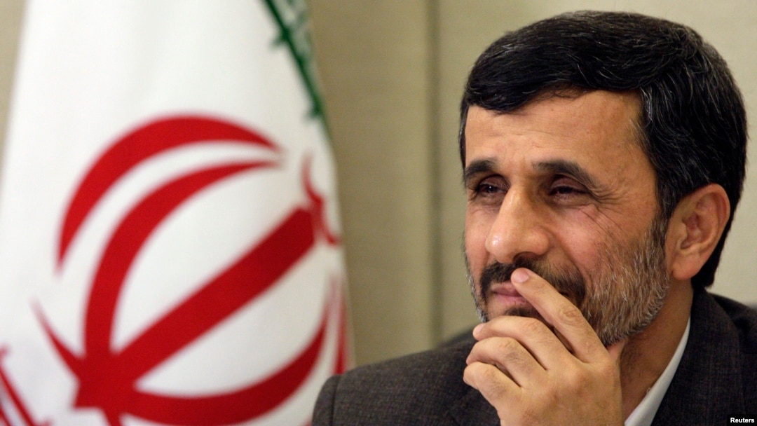 El presidente de Irán, Mahmoud Ahmadinejad, sostiene que se trata de un programa nuclear con fines pacíficos.