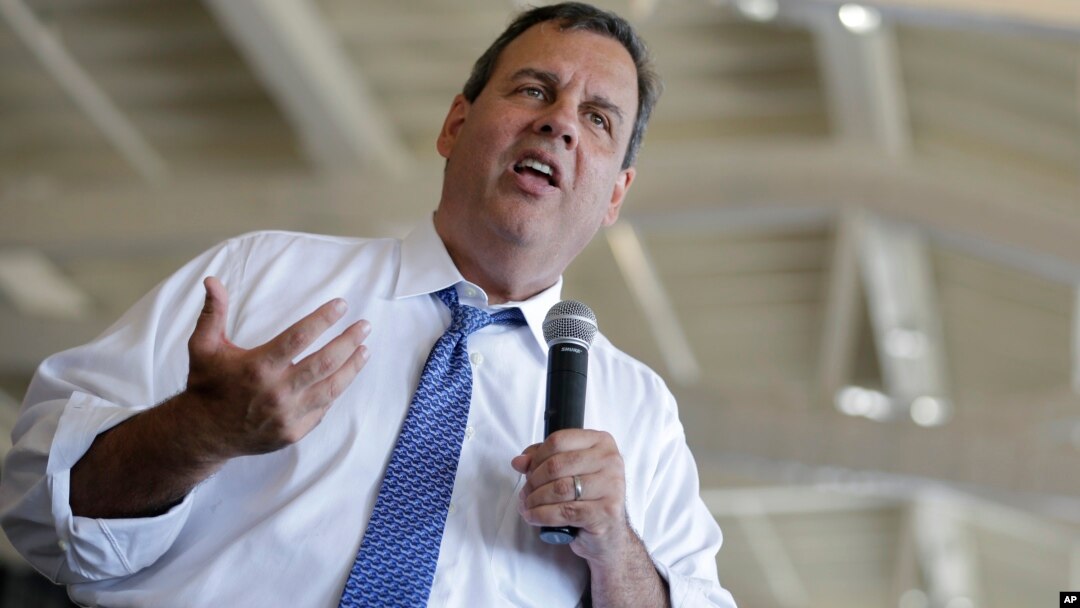 Gubernur New Jersey Chris Christie mengijinkan seorang perawat menjalani karantina 21 hari di rumah (foto: dok).