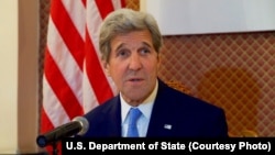 ລັດຖະມົນຕີການຕ່າງປະເທດ ສະຫະລັດ ທ່ານ John Kerry ກ່າວໃນກອງປະຊຸມຖະແຫຼງຂ່າວ ຈັດຂຶ້ນທີ່ກະຊວງການຕ່າງປະເທດ ໃນນະຄອນຫຼວງ Ulaanbataar, ປະເທດ ມົງໂກເລຍ, 5 ມິຖຸນາ, 2016.