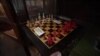 New York: les adeptes des échecs retrouvent le chemin du célèbre café Chess Forum